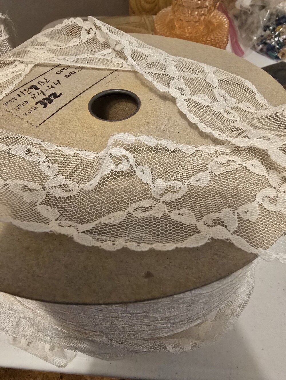 Vintage Lace Natural Color 1 Roll - Picture 4 of 4